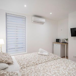 Habitación con 2 Camas Individuales